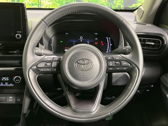 YARIS CROSS