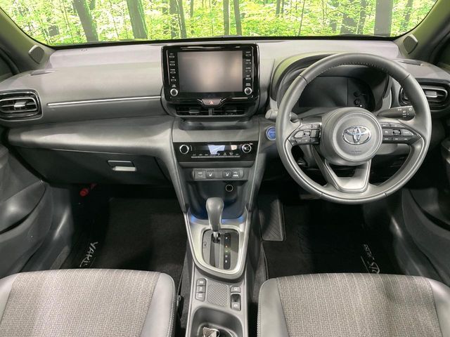 YARIS CROSS HYBRID