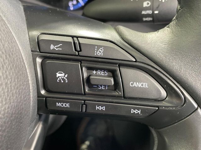 YARIS CROSS HYBRID