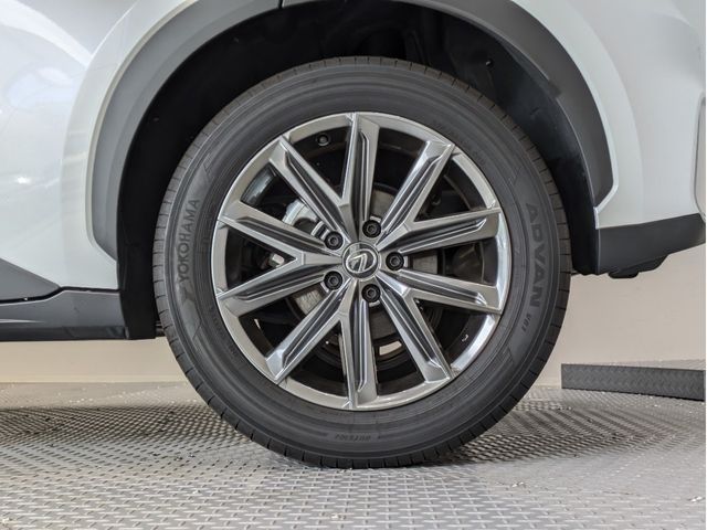 LEXUS LBX