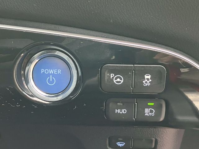 PRIUS 4WD
