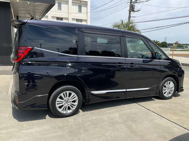 NOAH HYBRID 4WD