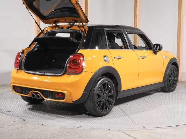BMW MINI COOPER SD 5DOOR