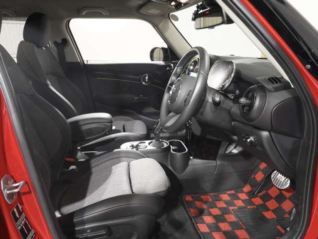 MINI COOPER SD 5DOOR
