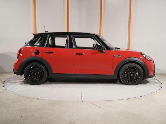MINI COOPER SD 5DOOR