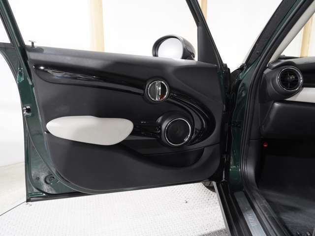 MINI COOPER D 5DOOR