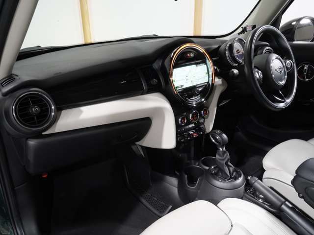 MINI COOPER D 5DOOR