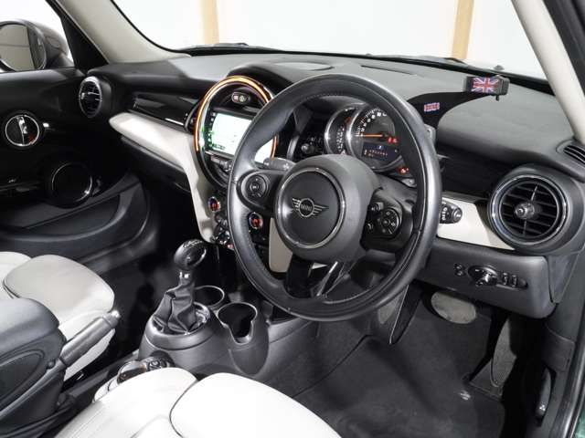 MINI COOPER D 5DOOR