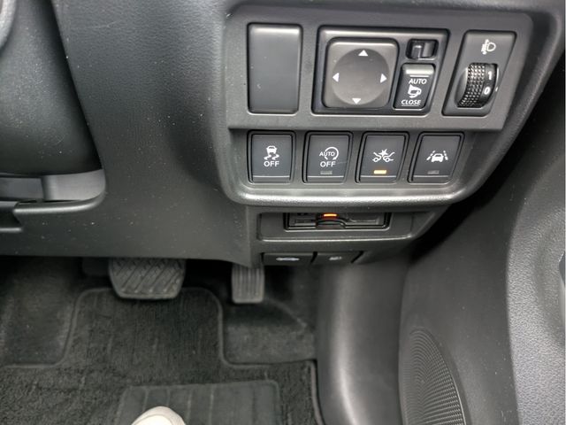 X-TRAIL 4WD