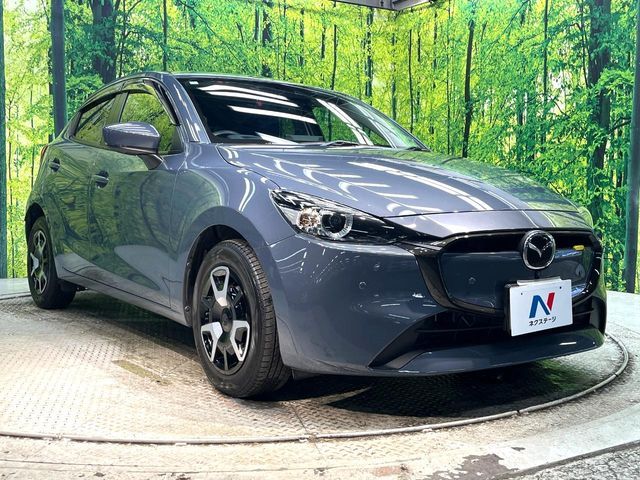 MAZDA2