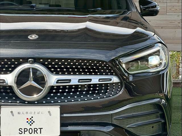 MERCEDES BENZ GLA class