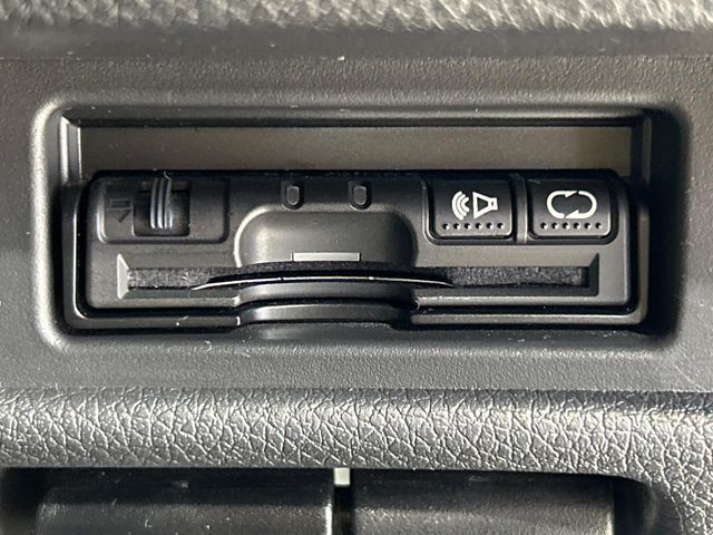 X-TRAIL 2WD