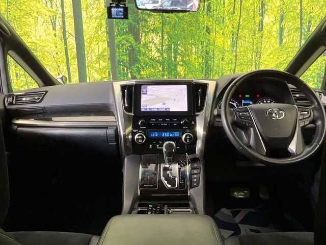 ALPHARD hybrid 4WD