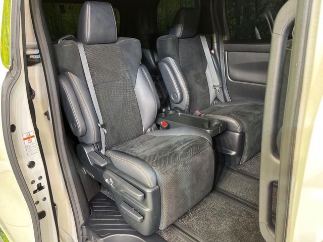 ALPHARD hybrid 4WD
