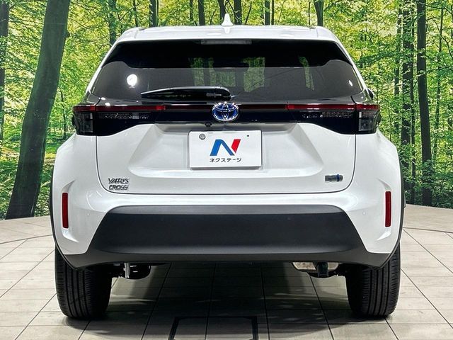 YARIS CROSS HYBRID