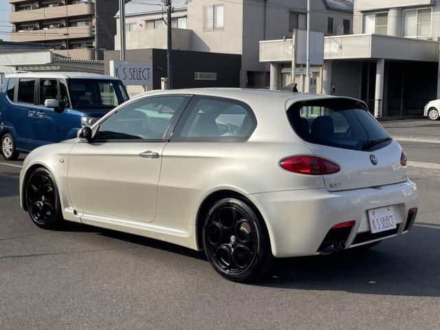 ALFAROMEO 147
