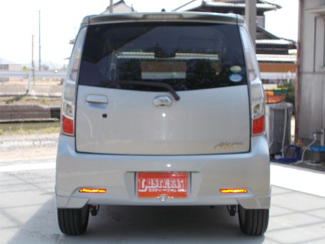 MOVE CUSTOM