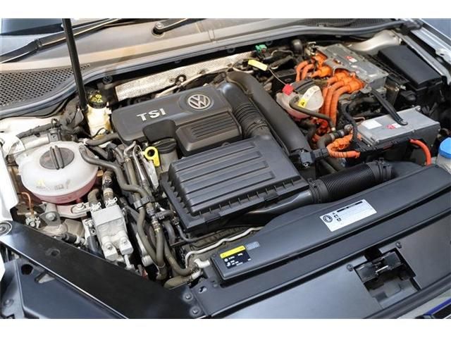VOLKSWAGEN PASSAT GTE