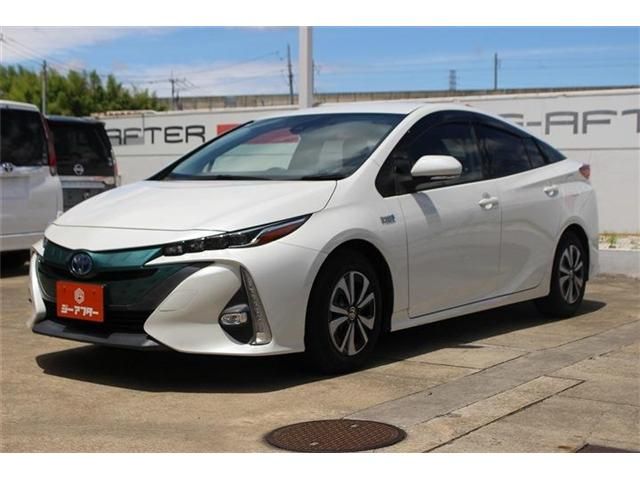 PRIUS PHV