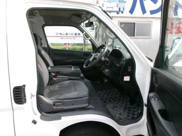 CARAVAN van 4WD
