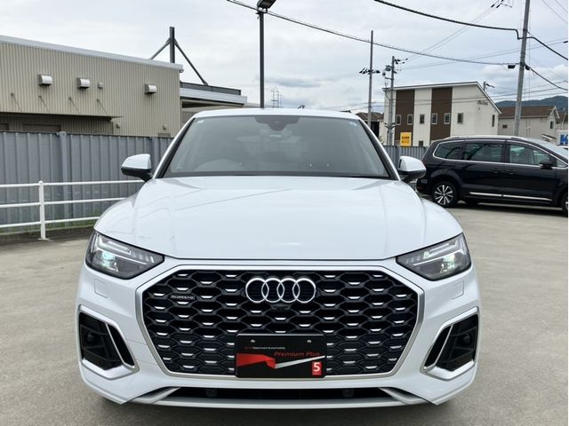 AUDI Q5 SPORTBACK