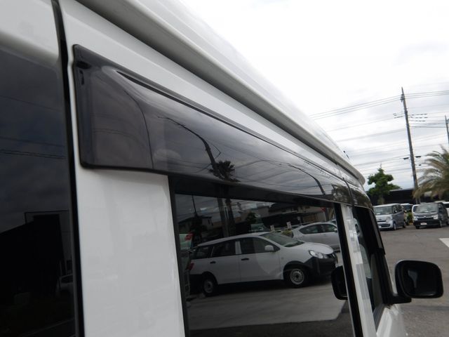 EVERY van 4WD