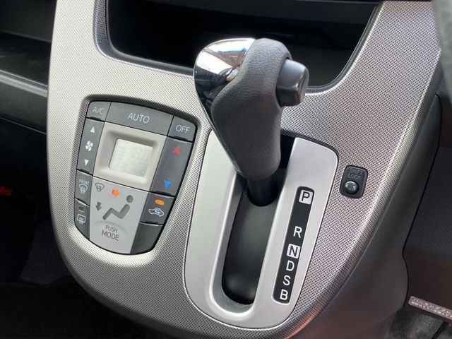 MOVE CUSTOM