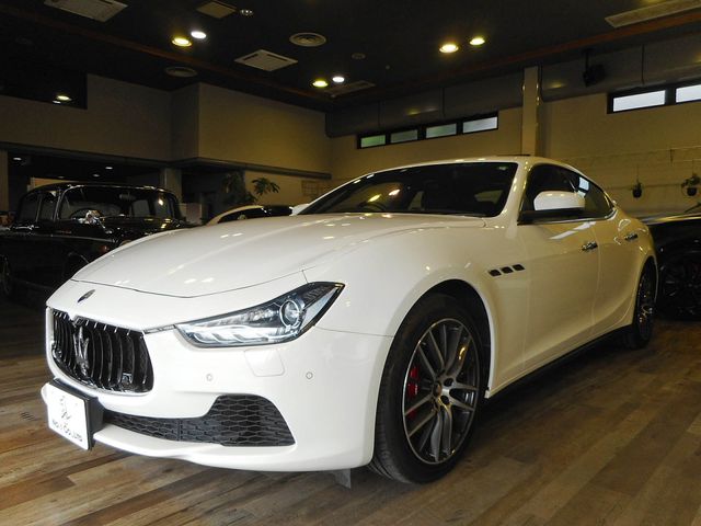 MASERATI GHIBLI Sedan