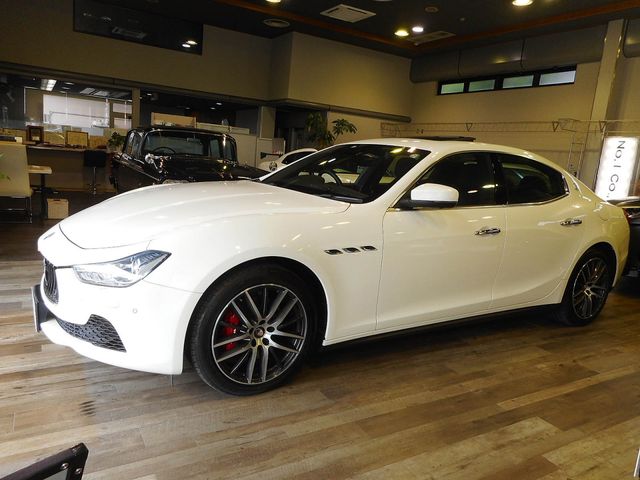 MASERATI GHIBLI Sedan
