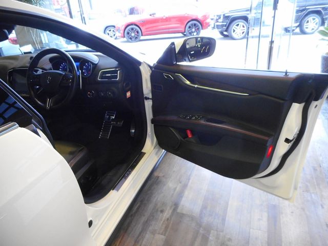 MASERATI GHIBLI Sedan