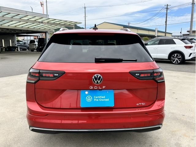 VOLKSWAGEN GOLF VARIANT