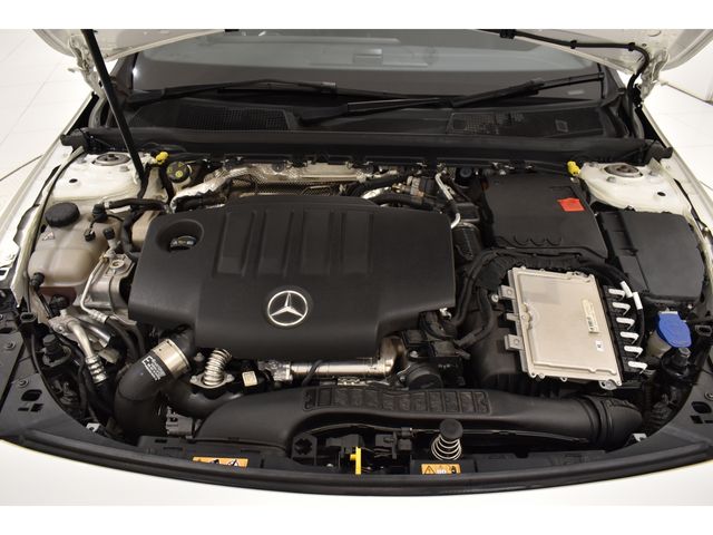 MERCEDES BENZ CLA class