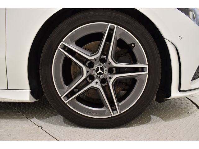 MERCEDES BENZ CLA class