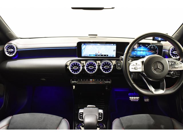 MERCEDES BENZ CLA class