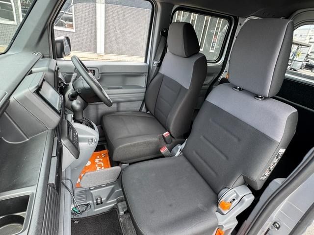 N-VAN