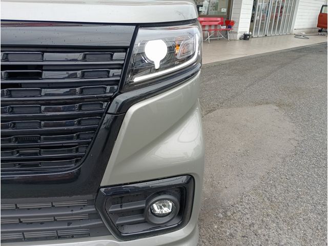 Spacia BASE 4WD