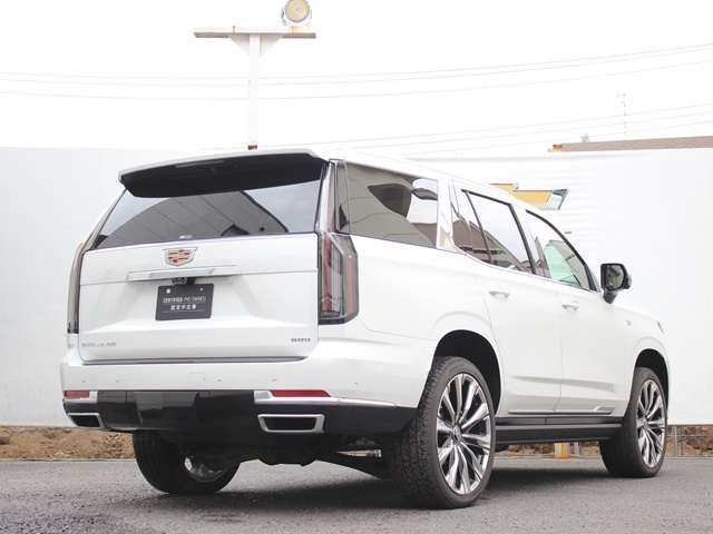 CADILLAC ESCALADE