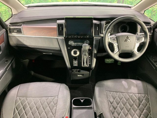 DELICA D:5 4WD