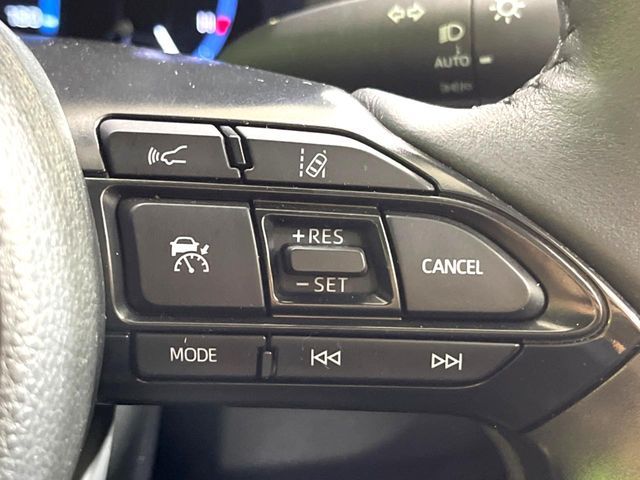 YARIS CROSS HYBRID