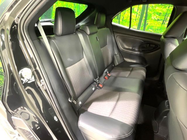 YARIS CROSS HYBRID