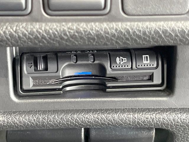 X-TRAIL 2WD