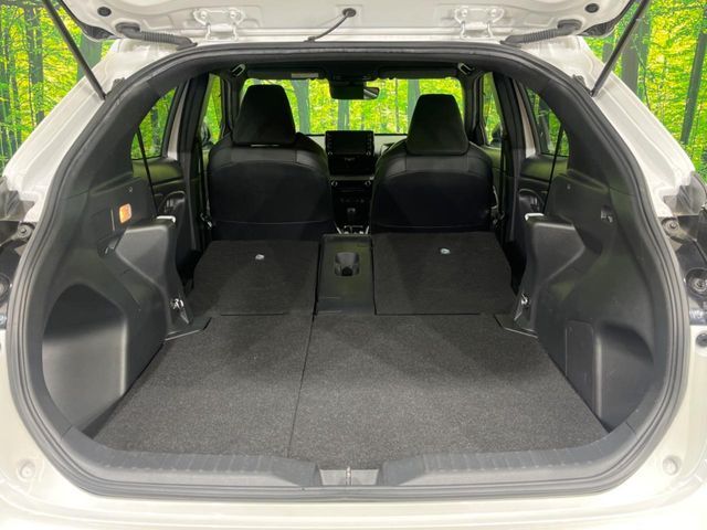YARIS CROSS HYBRID