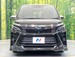 VOXY HYBRID