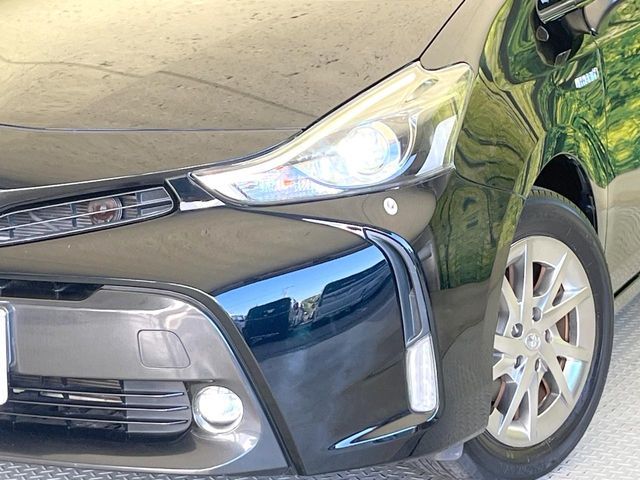 PRIUS Alpha