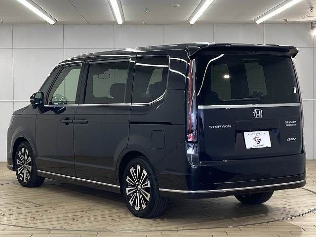 STEPWAGON e:HEV SPADA