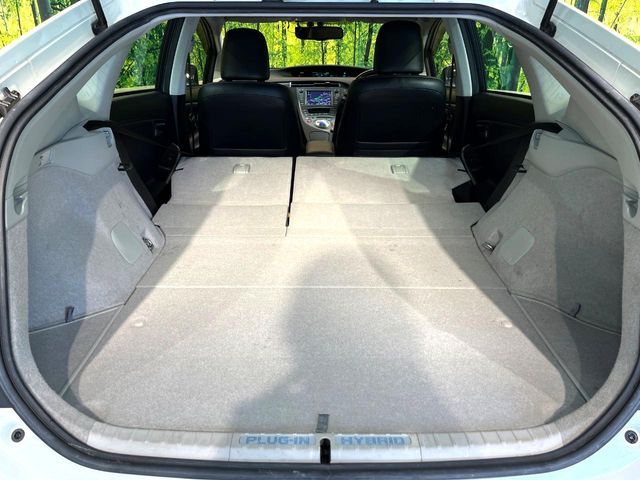 PRIUS PHV