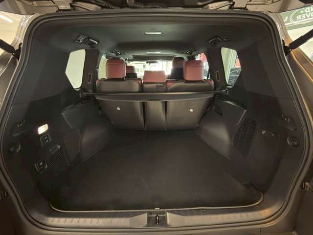 LEXUS LX600