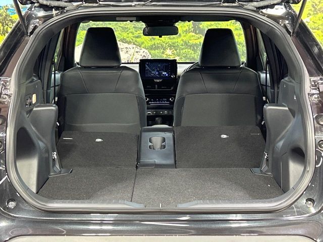 YARIS CROSS HYBRID