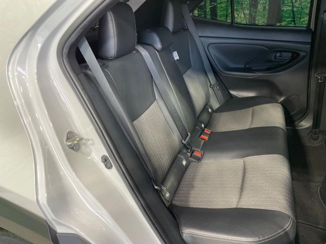 YARIS CROSS HYBRID
