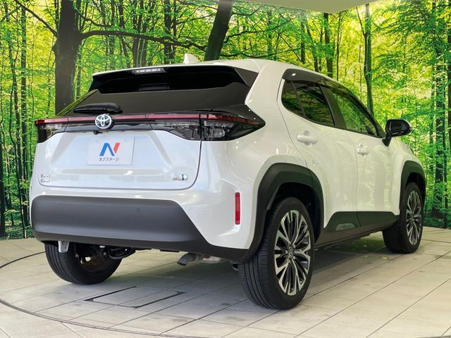 YARIS CROSS HYBRID